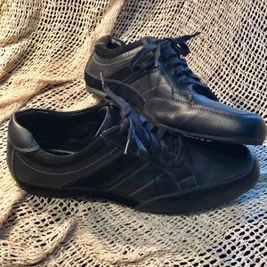 Black on black on black ALFANI biz casual 11.5M